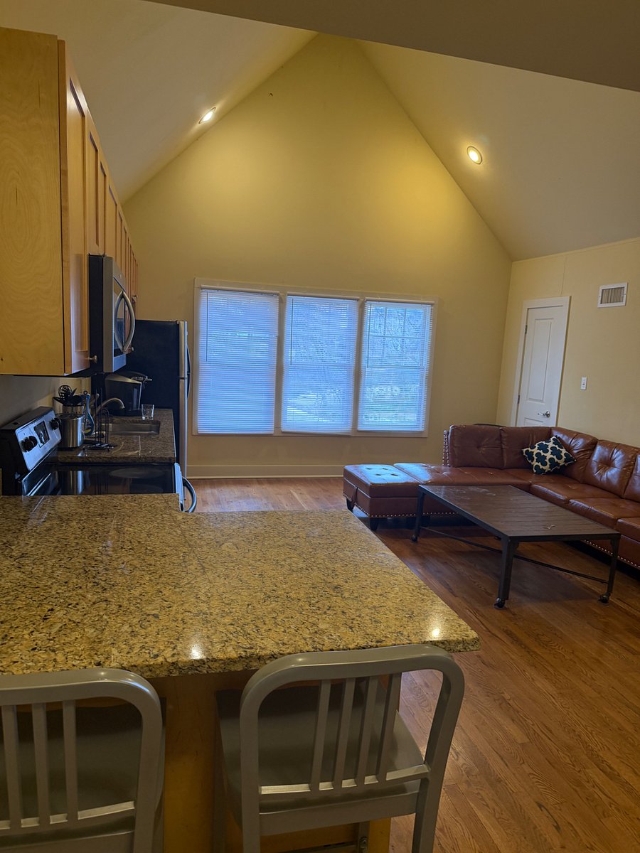 Furnished Finder property 900385_1 photo 9