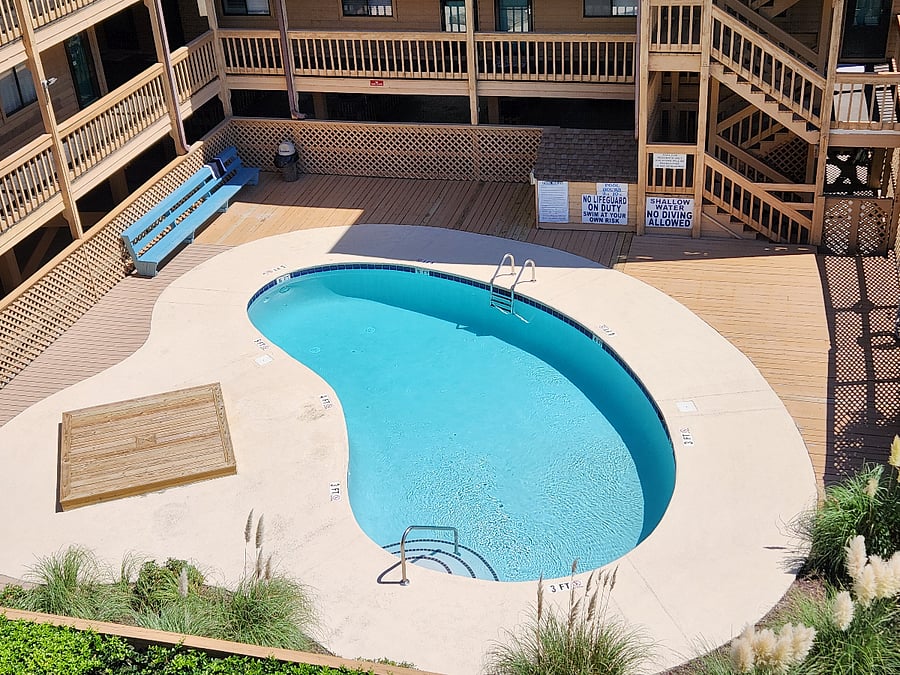 0ur Pool