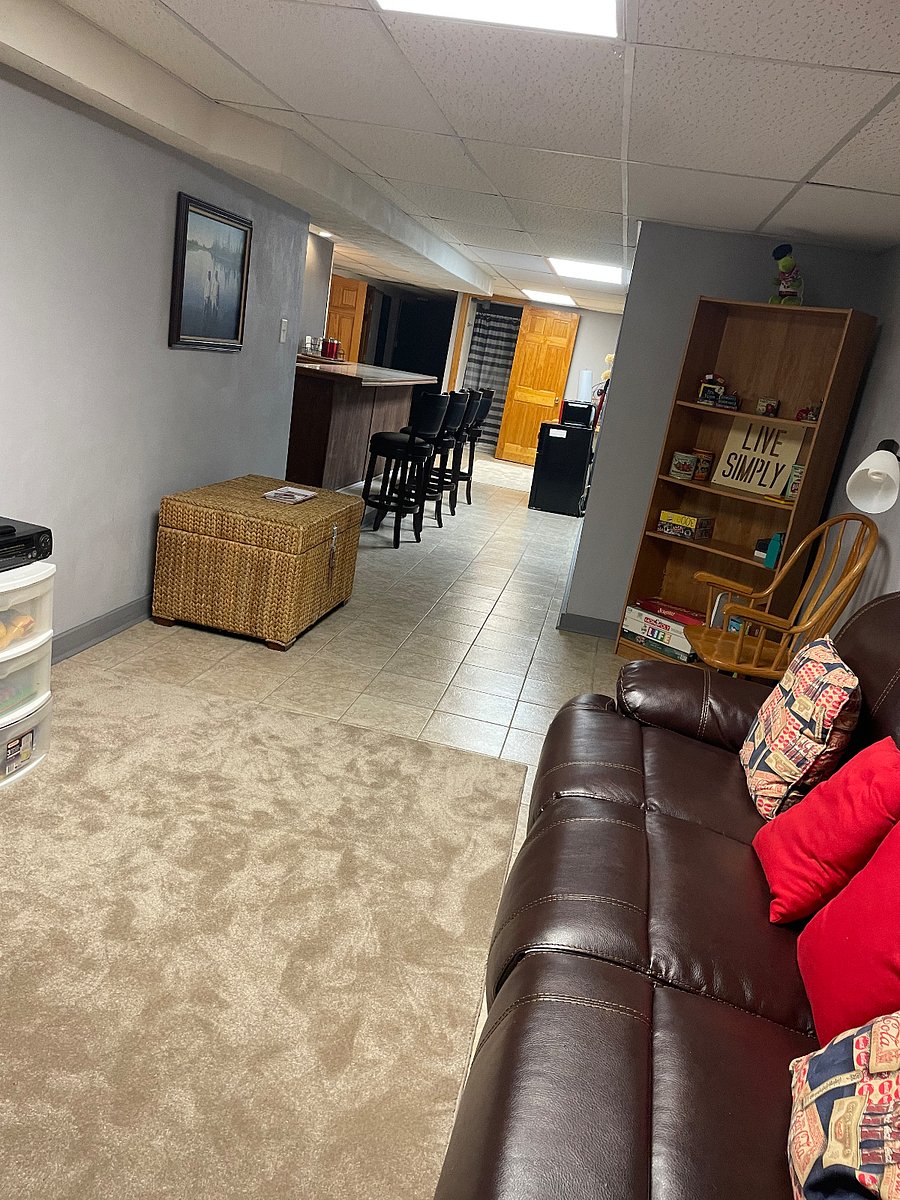 Play area and bar