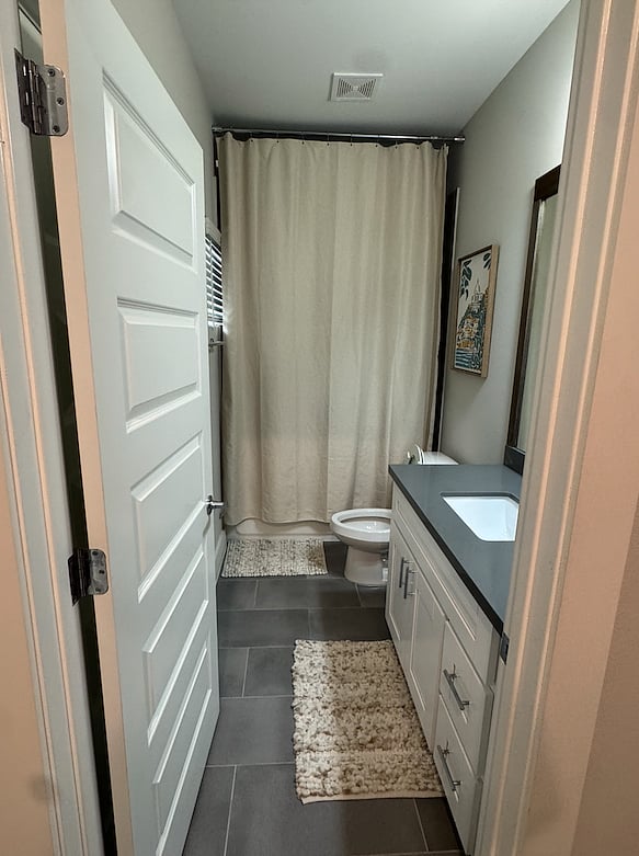 bedroom 1 full bathroom