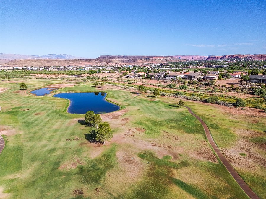 St George Golf Club- 1 min drive