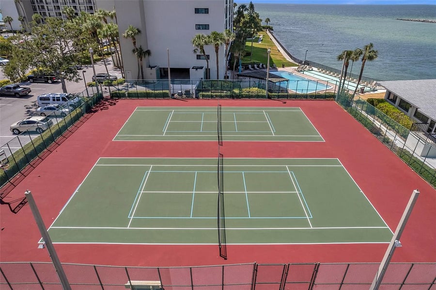 Tennis and Pickelball courts