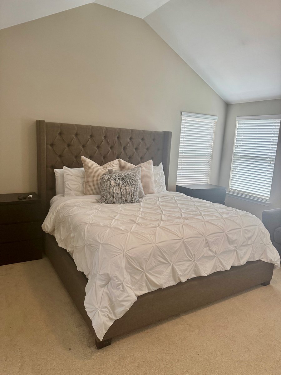 Furnished Finder property 900698_1 photo 16