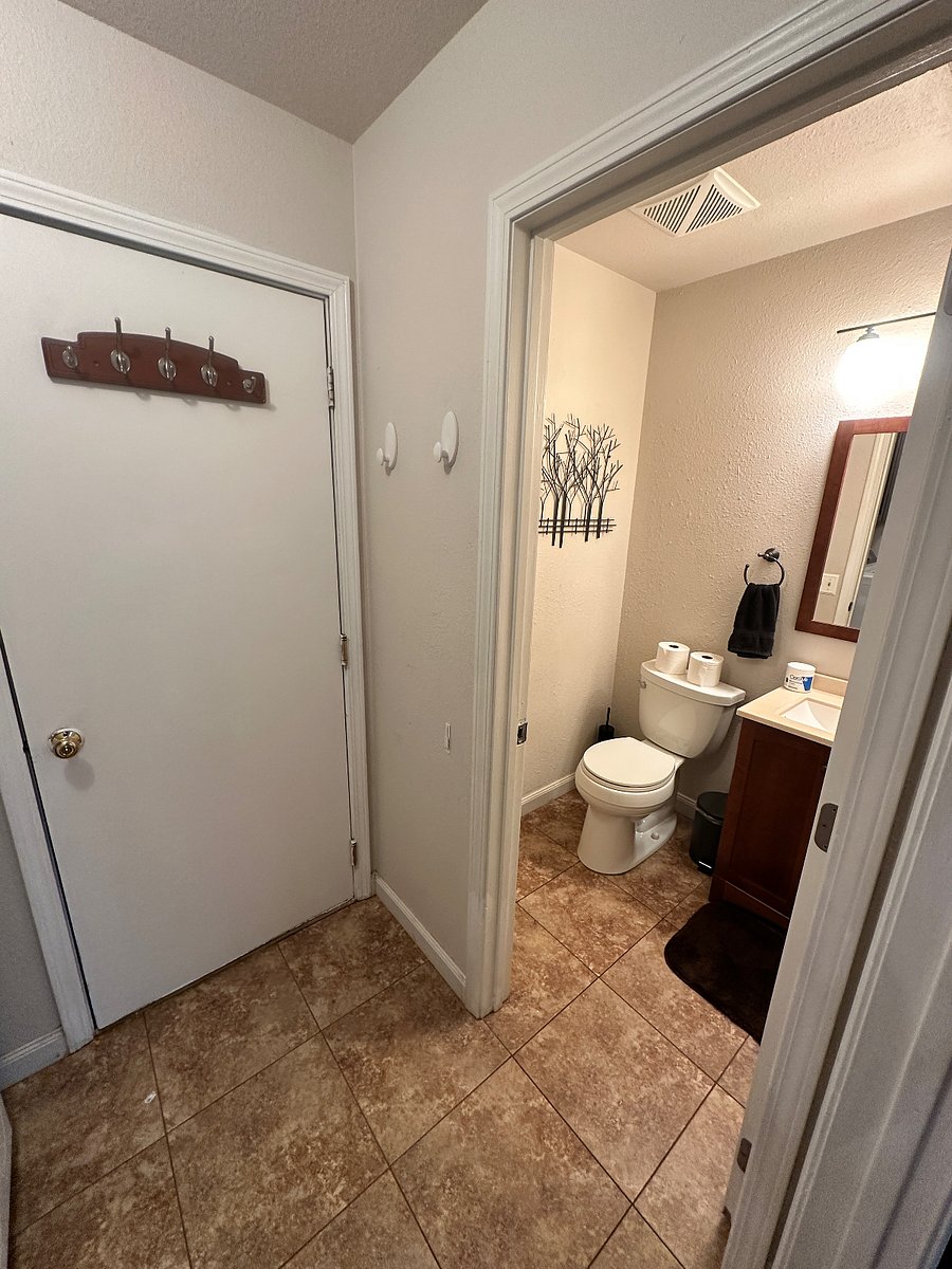 Furnished Finder property 900699_1 photo 9