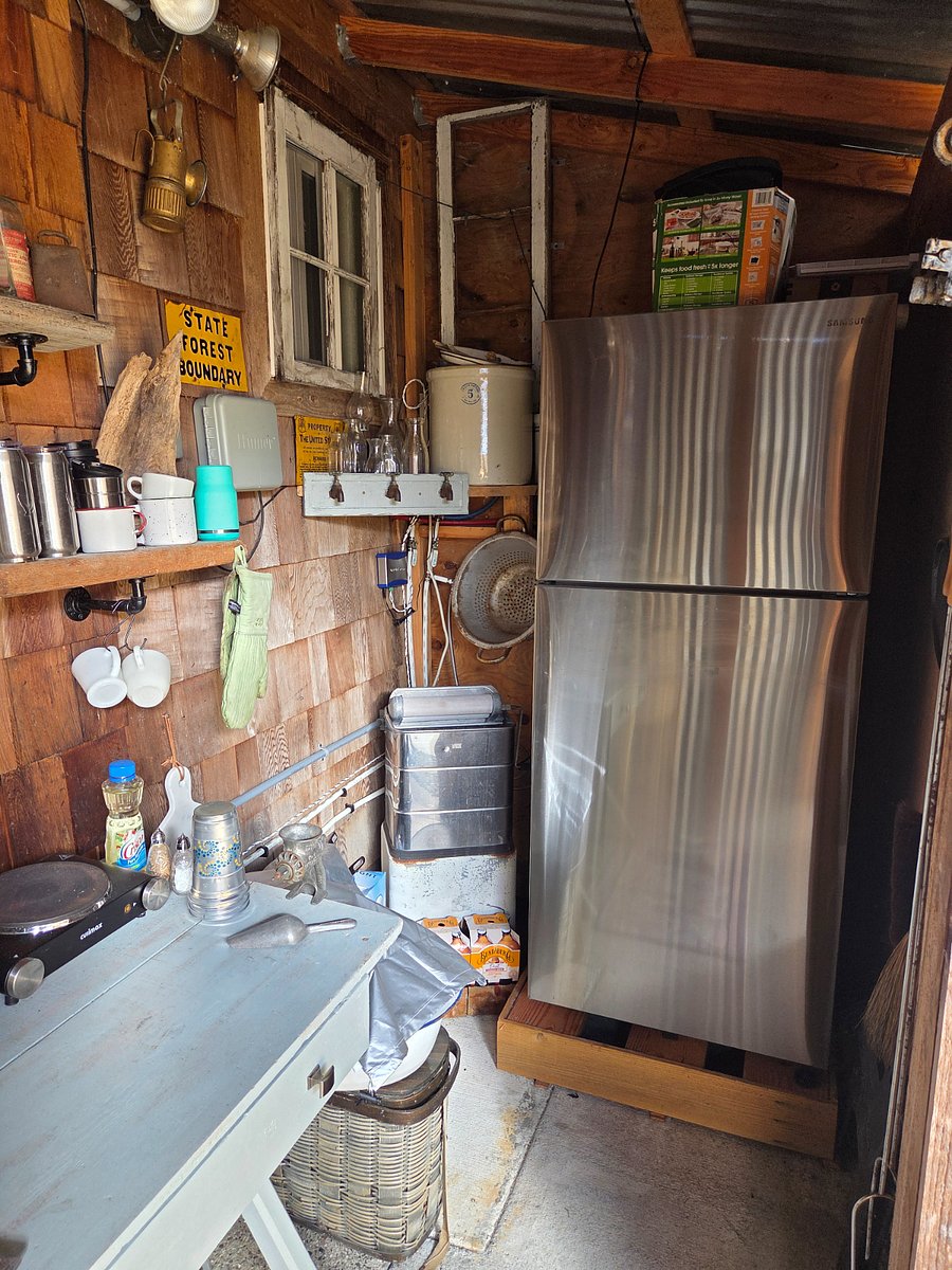 Full size refrigerator with icemaker.