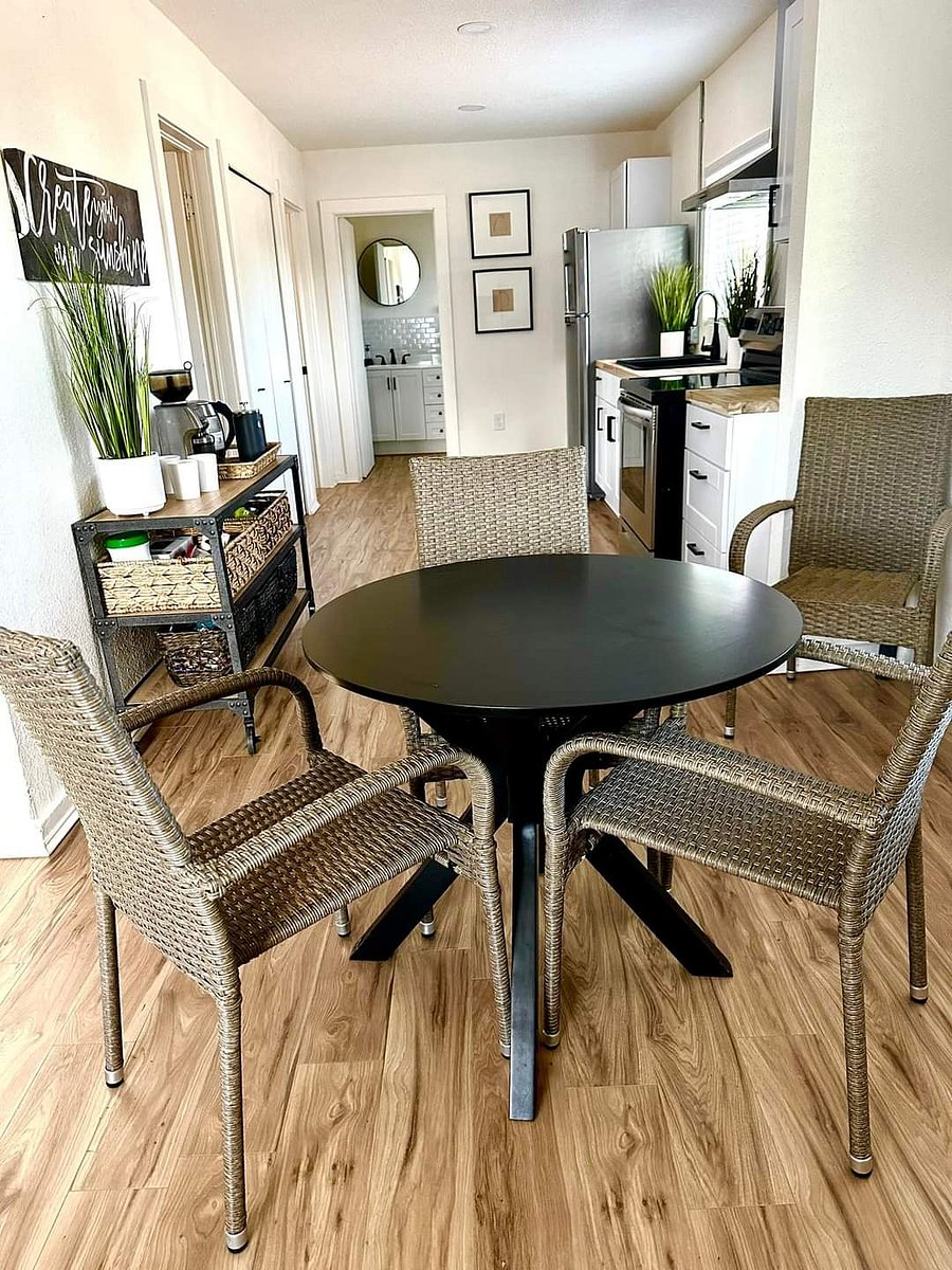 Furnished Finder property 900852_1 photo 3
