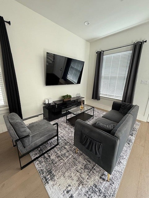 Furnished Finder property 900893_1 photo 3