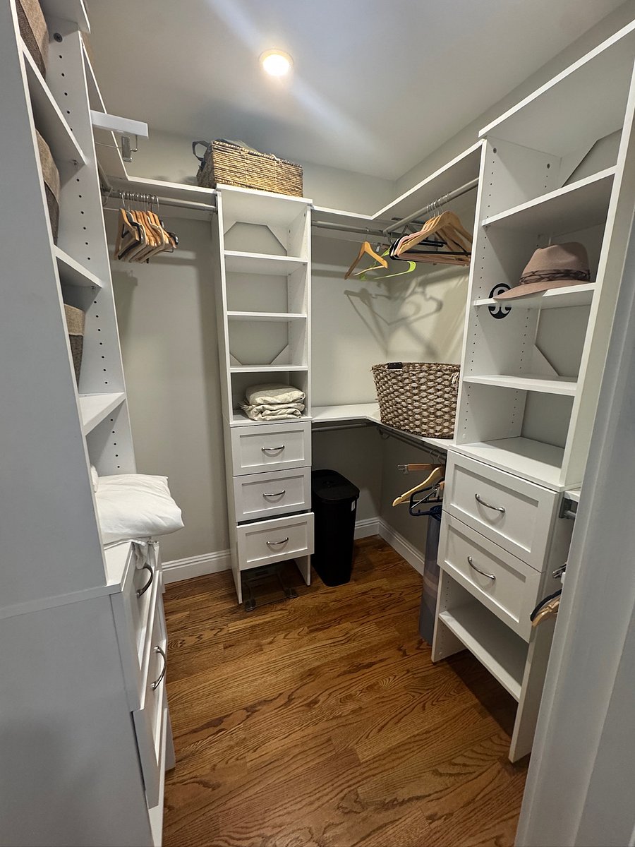 Walk-in closet in main suite