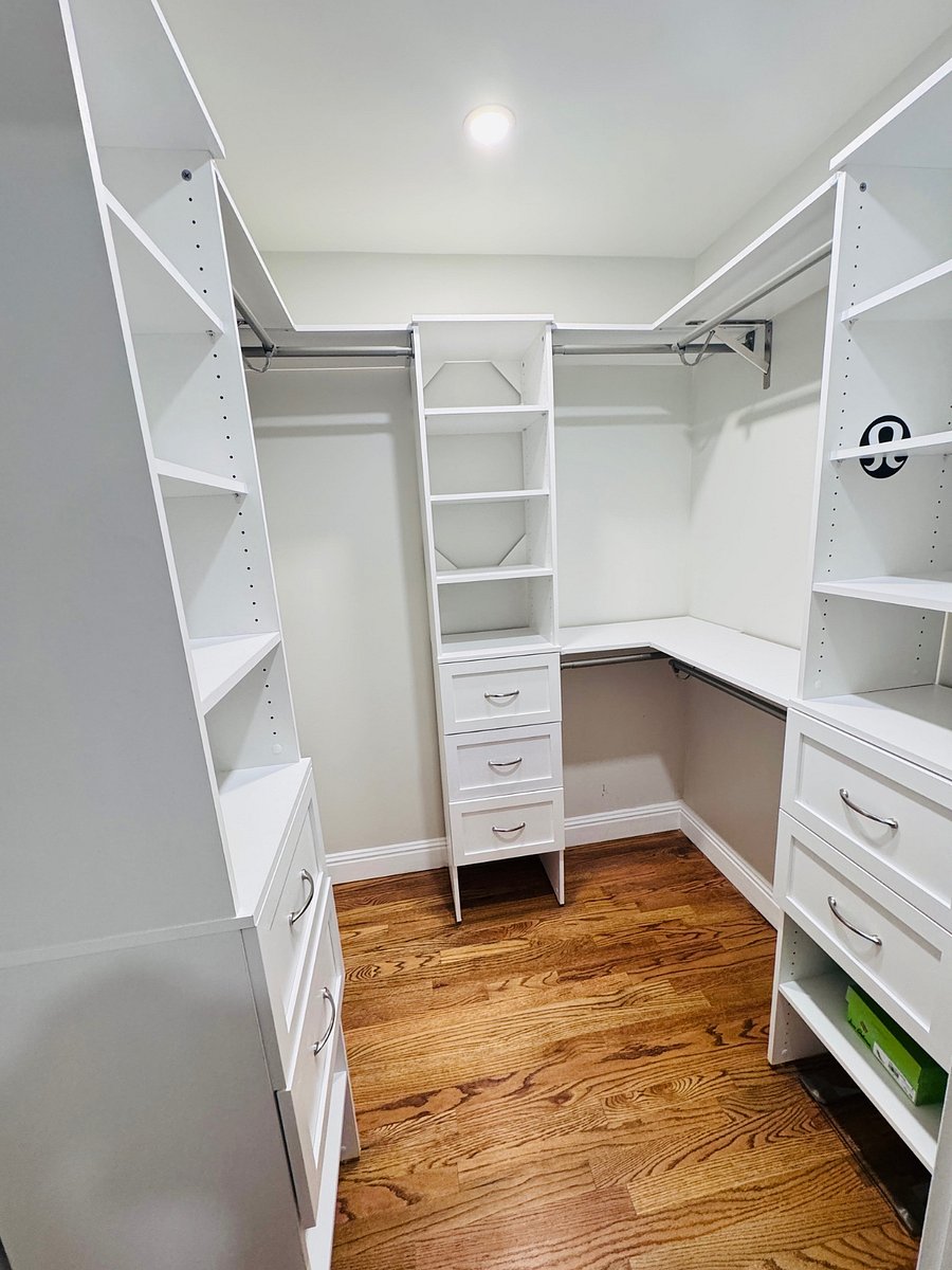Walk-in closet in main suite