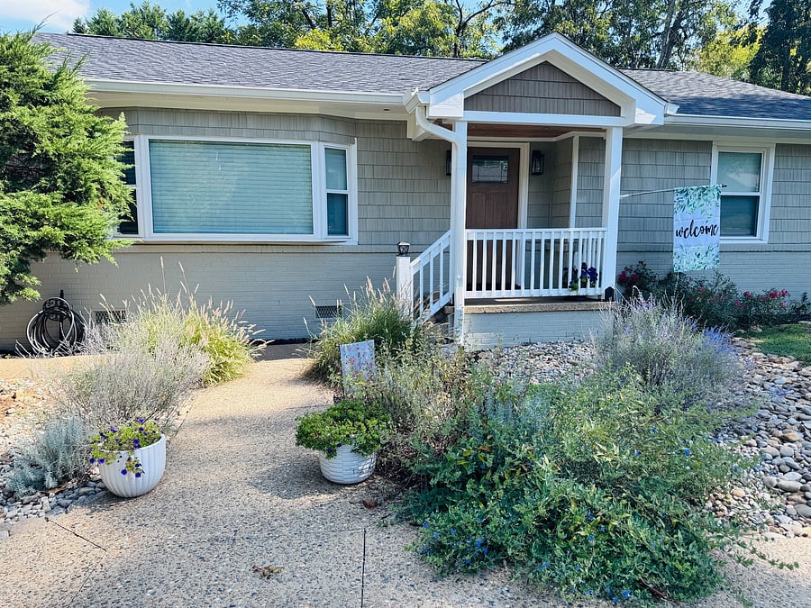 Charming home located in scenic Sequoyah Hills