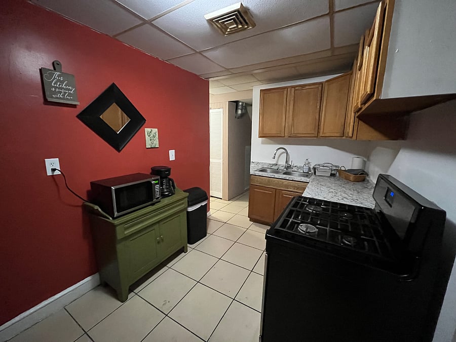 Furnished Finder property 900956_1 photo 1