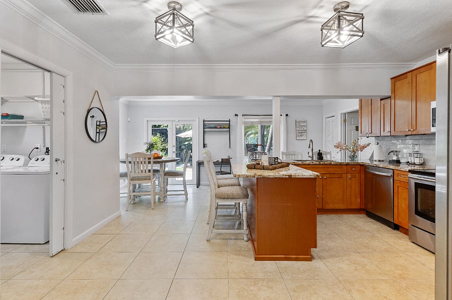 Fully equipped kitchen