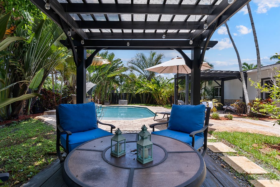 Exterior seating area