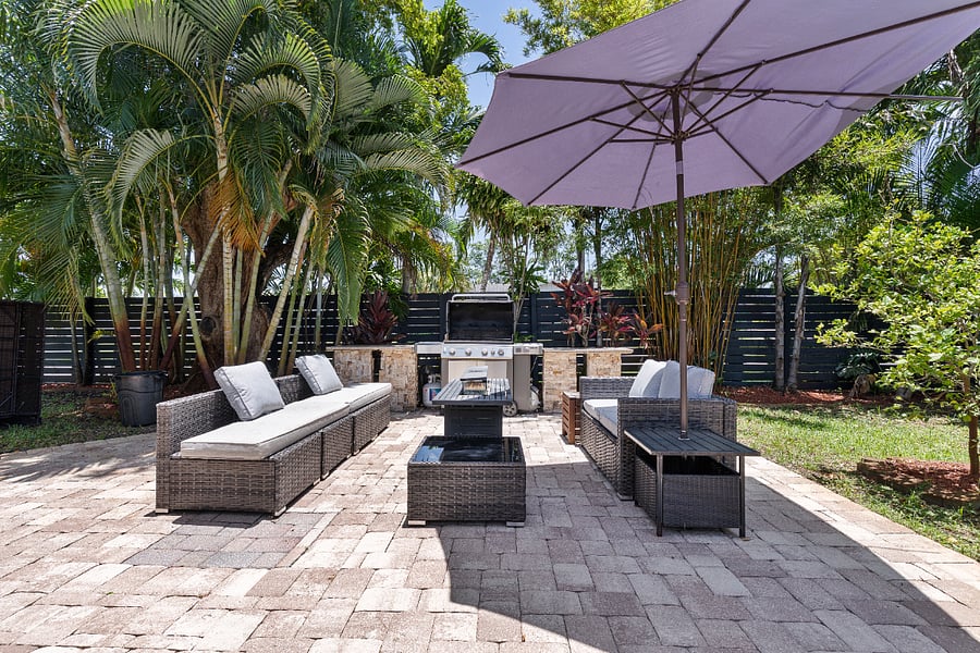 Grill and dinner area