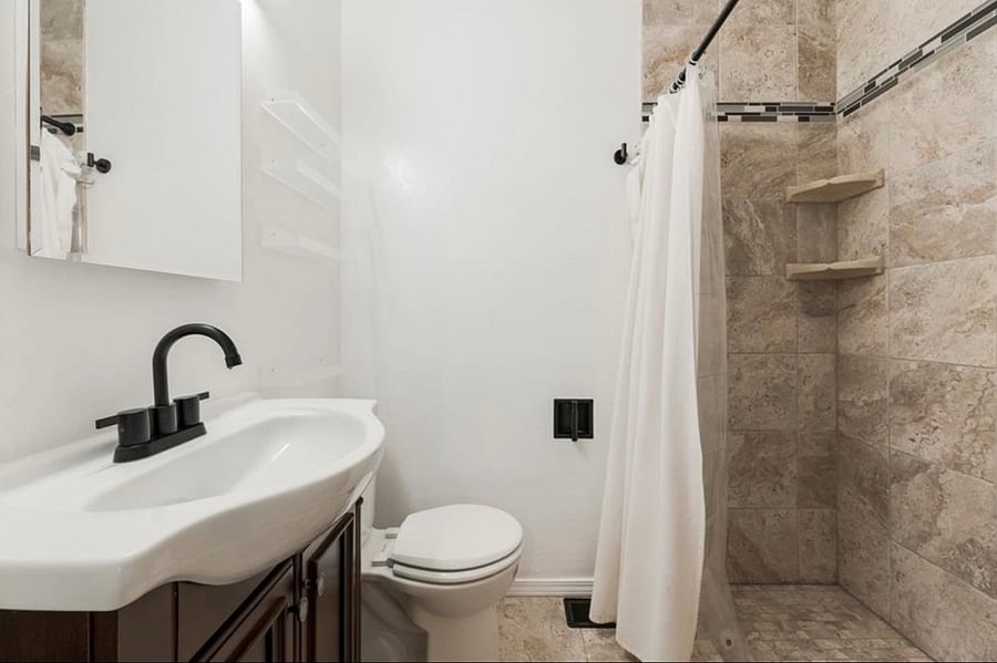 En suite bathroom