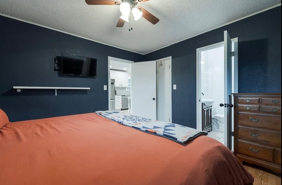 Bedroom