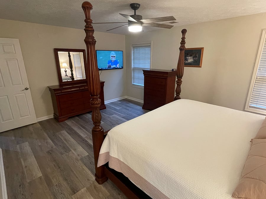 First Floor Master Bedroom with King Bed.