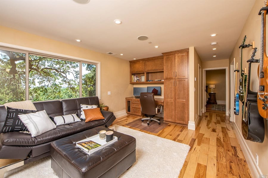 Furnished Finder property 901200_1 photo 7