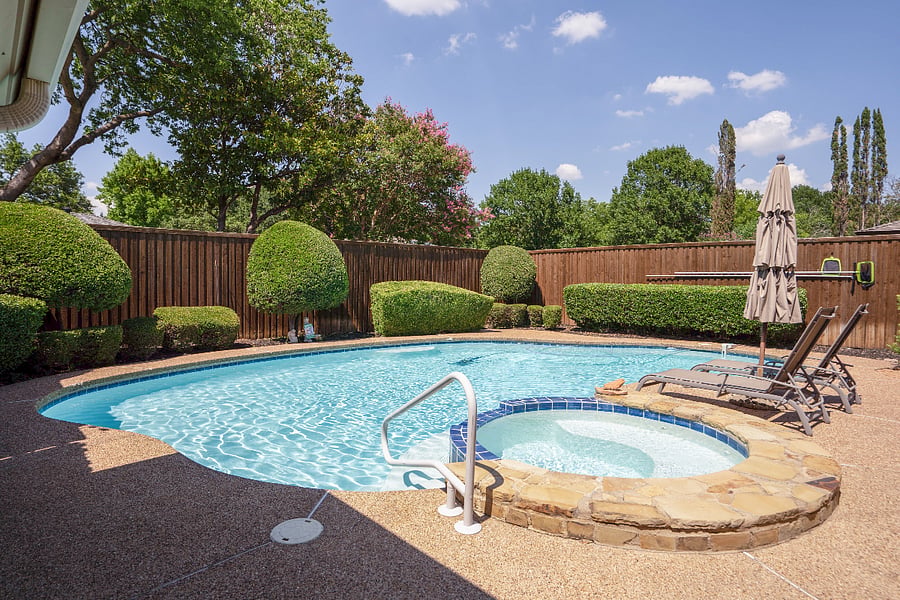 Large pool for your enjoyment anytime you feel like it's warm enough to jump in! Pool maintenance is once a week, included.