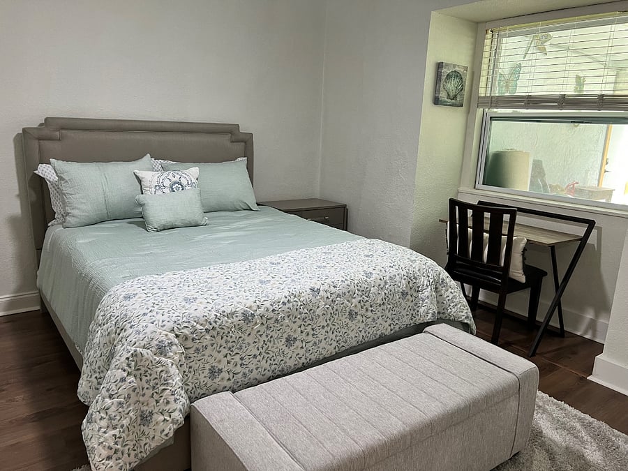 Queen Bedroom