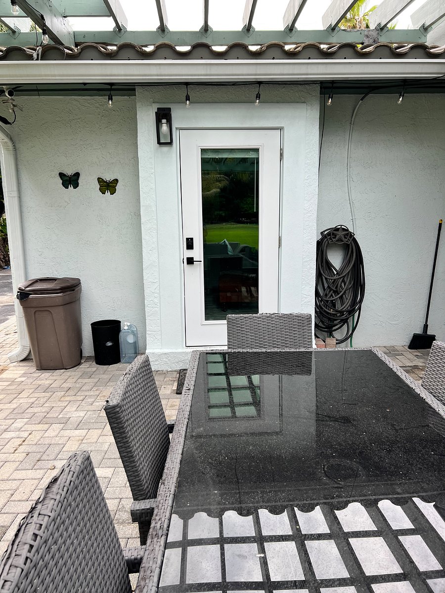 Private entrance