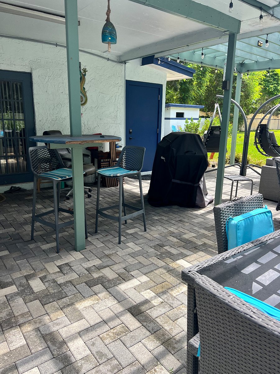 A few steps from your unit is laundry room