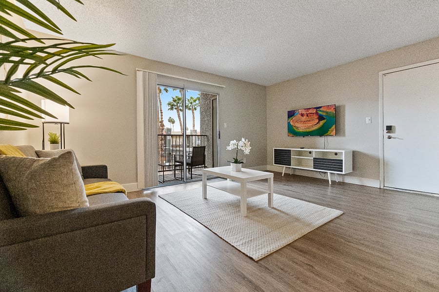  Bright, airy living room with modern furnishings.