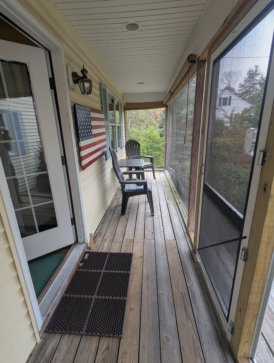 Front entrance screened porch