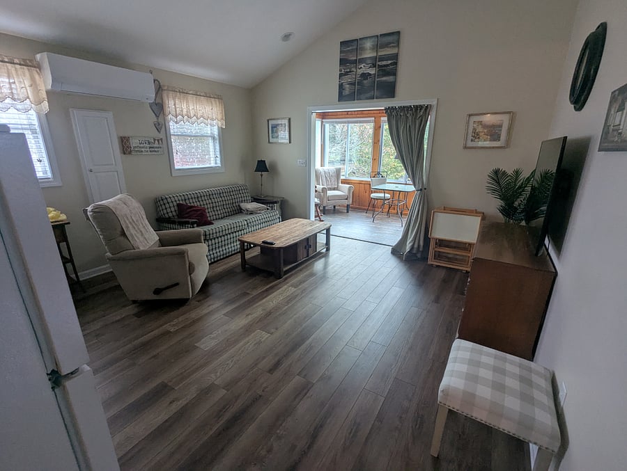 Living room, Porch