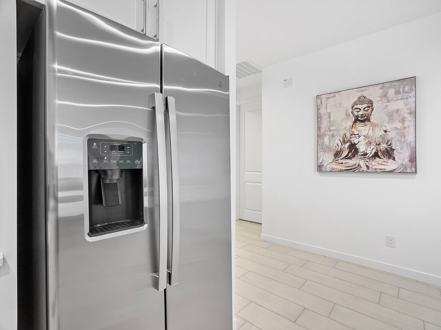 Brand new French door refrigerator.

Kitchen features a reverse osmosis system for clean, great-tasting drinking water.