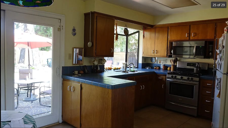 Furnished Finder property 901500_1 photo 6