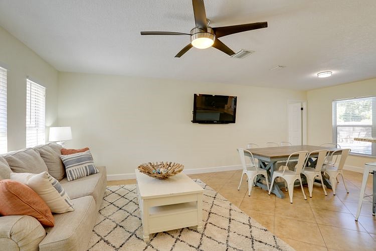 Furnished Finder property 901509_1 photo 8