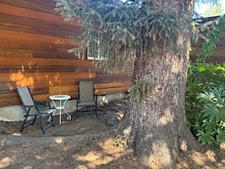 Outdoor seating behind the studioHammo