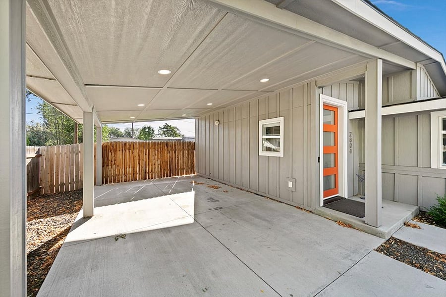 Carport