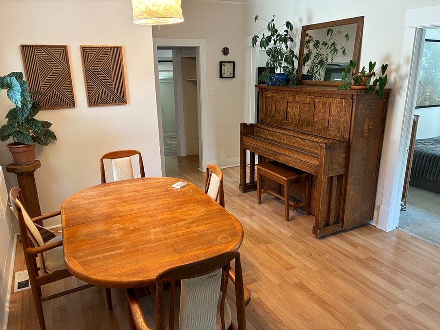 Dining table with 4 chairs