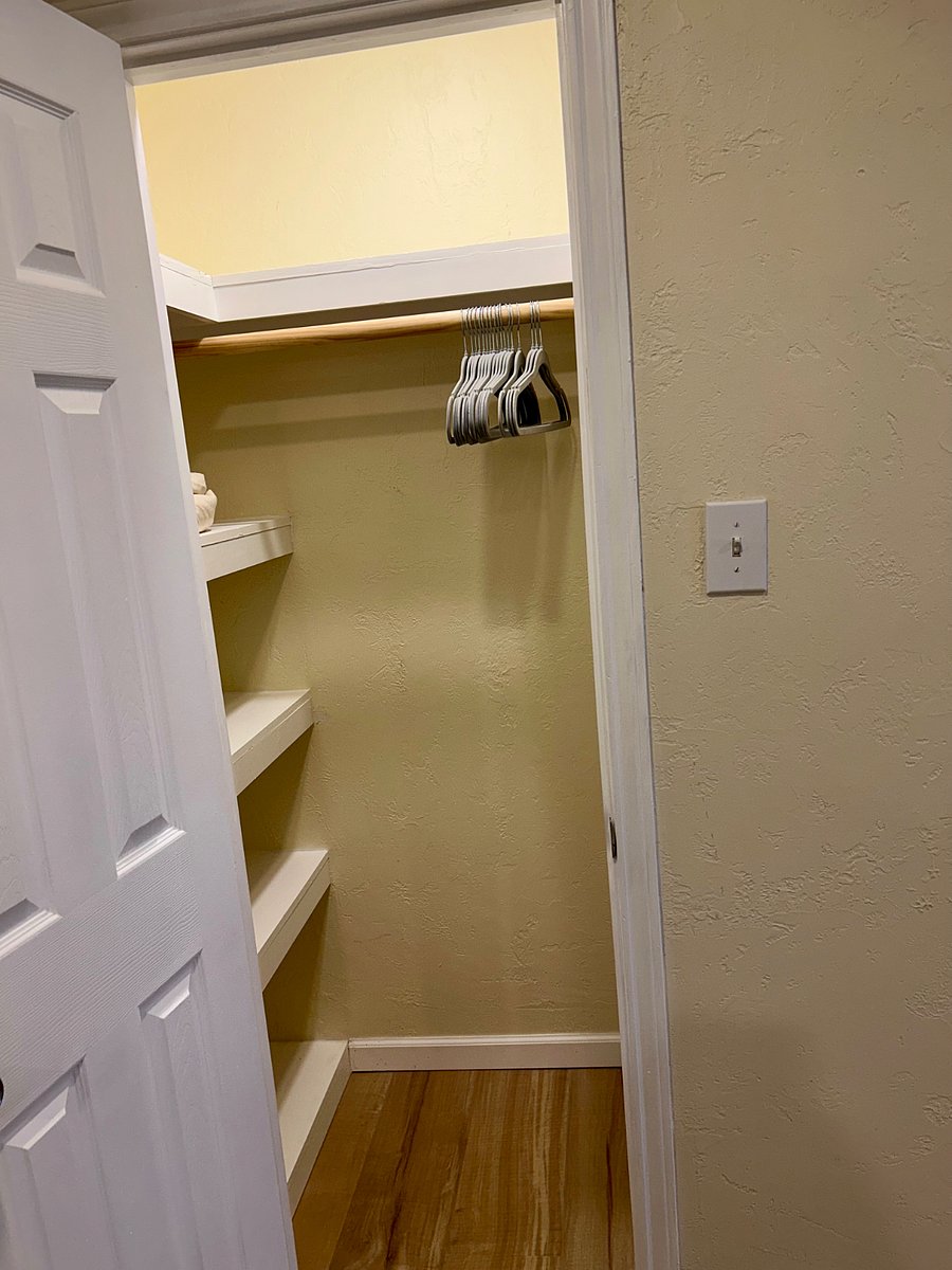 primary bedroom closet
