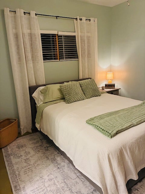 Furnished Finder property 901852_1 photo 1