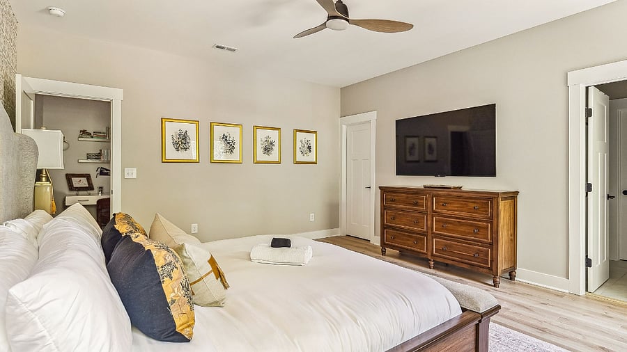 Upstairs Primary bedroom, King bed