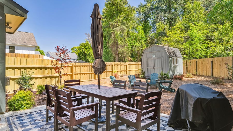 Backyard dining