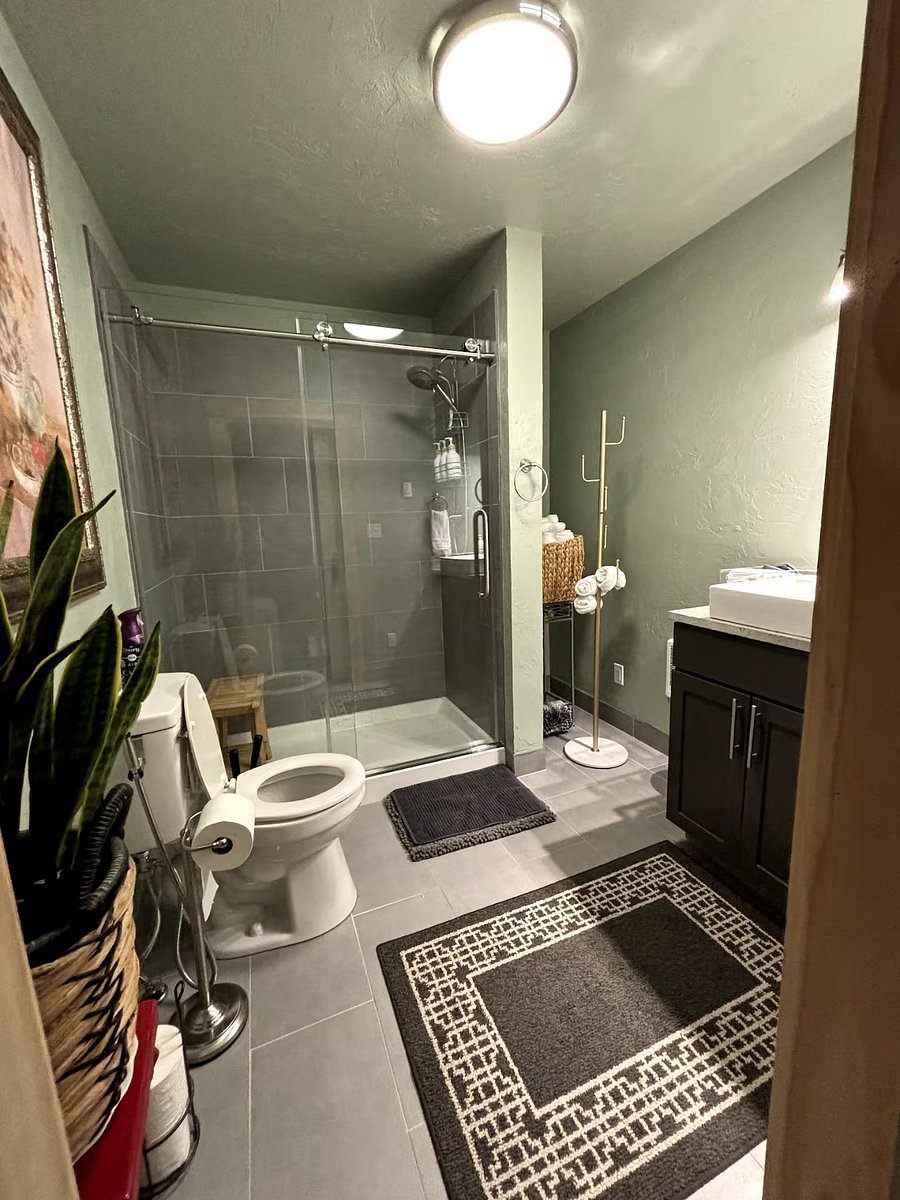 Furnished Finder property 902000_1 photo 3