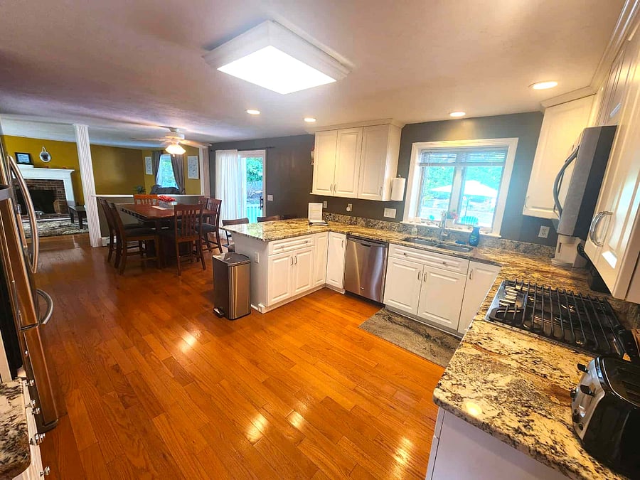 Furnished Finder property 902001_1 photo 14