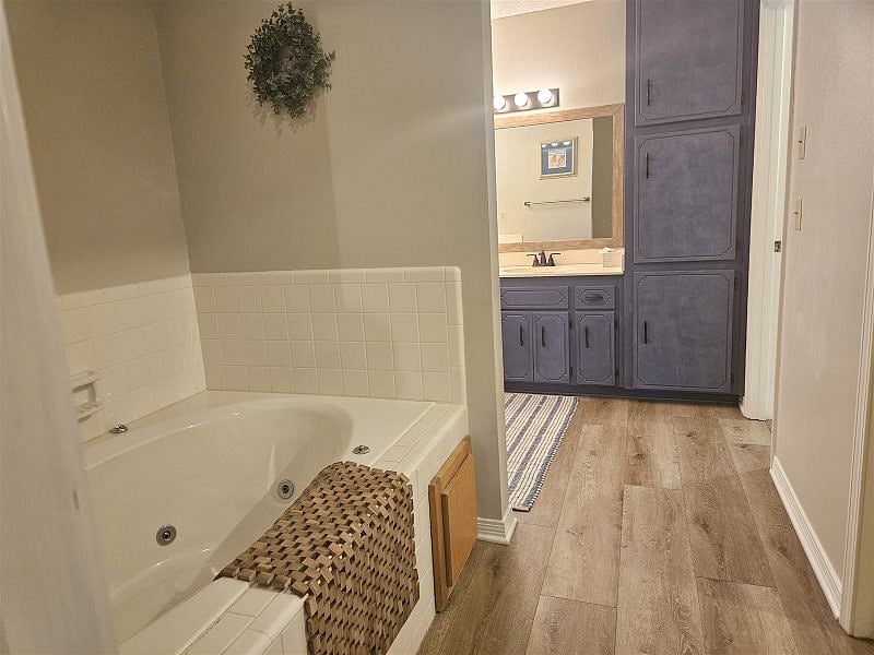 Jacuzzi tub in primary bath
