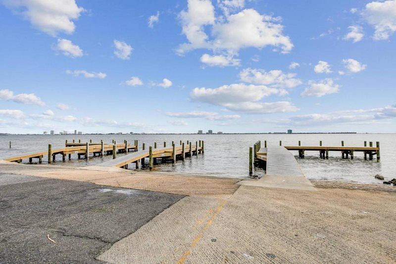 Shoreline Park boat ramp