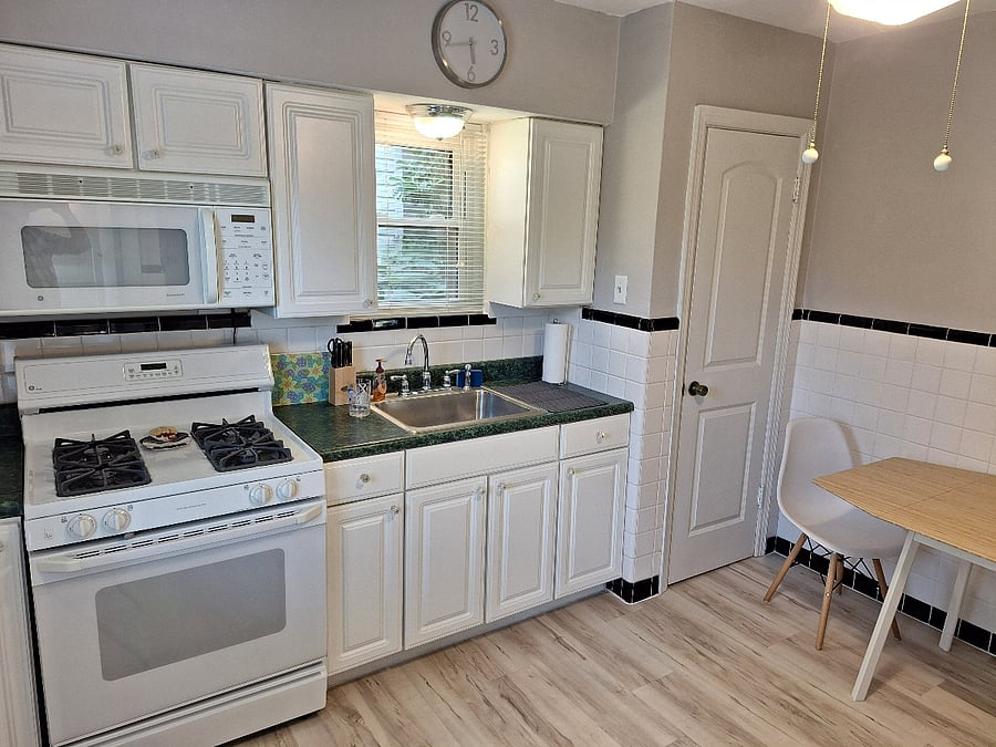Furnished Finder property 902109_1 photo 8