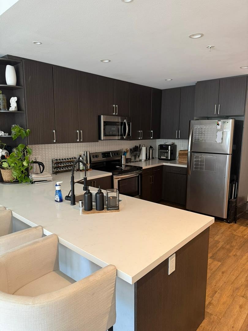 Furnished Finder property 902154_1 photo 14