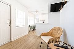 Furnished Finder property 902205_1 photo 10