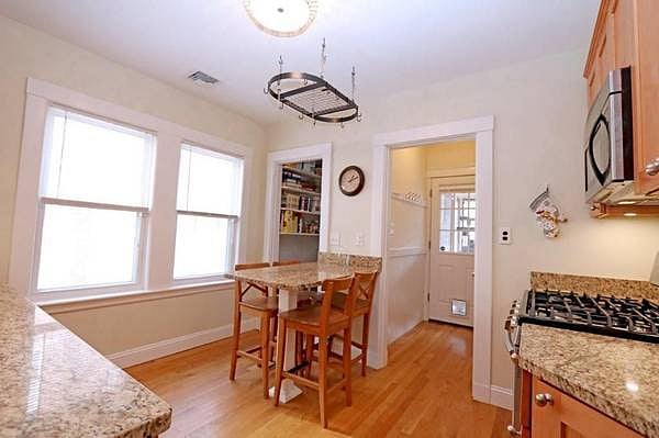 Furnished Finder property 902257_1 photo 3