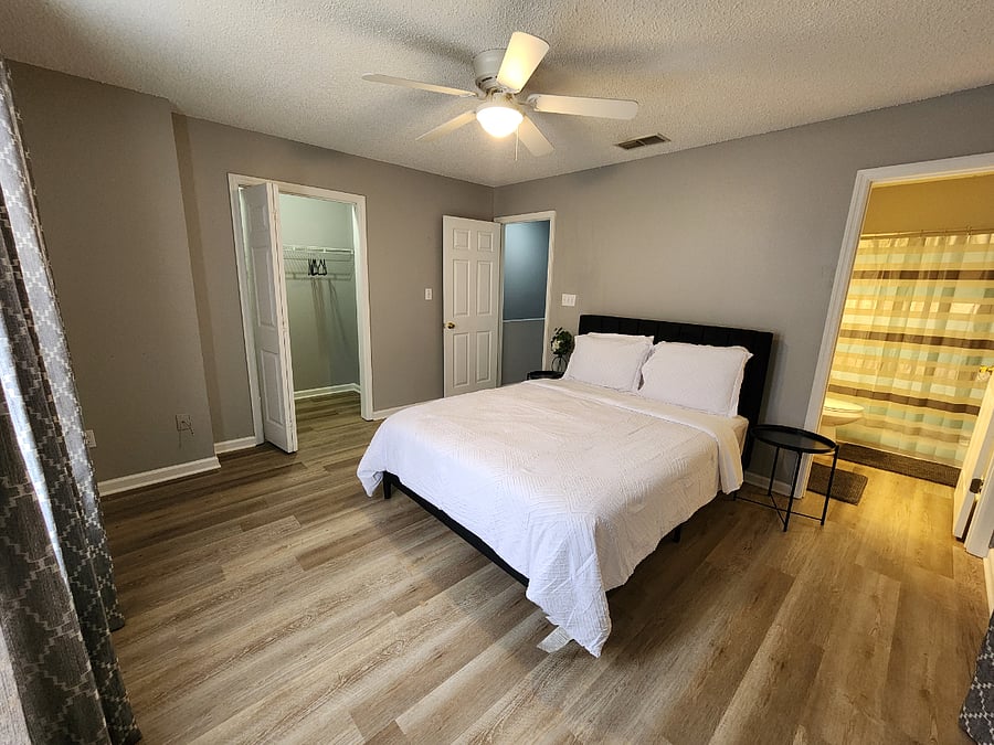 Furnished Finder property 902272_1 photo 3