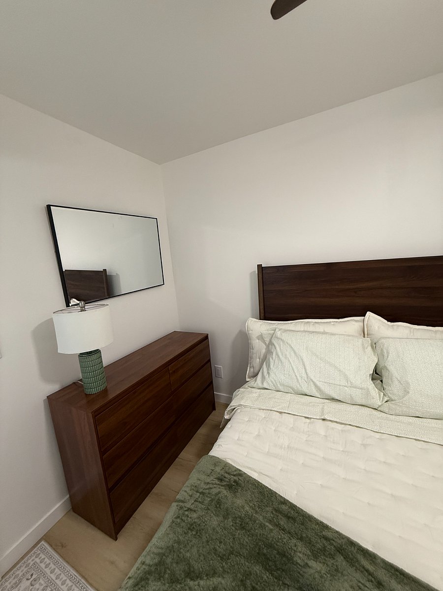 Queen size bed