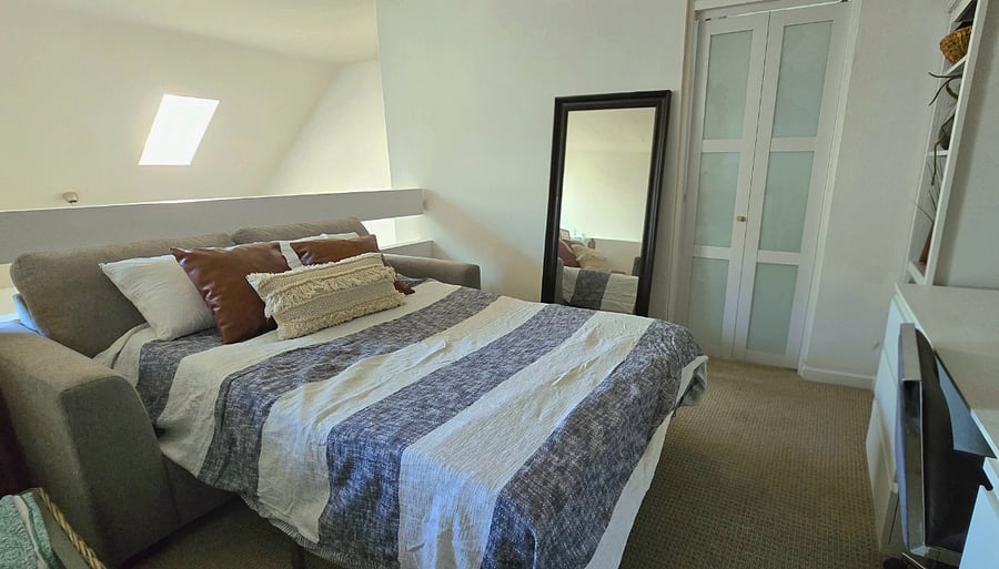 Furnished Finder property 902537_1 photo 9